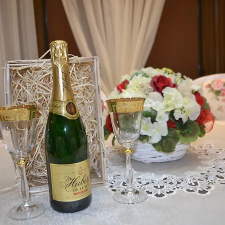 Romantika Rose11 Tale