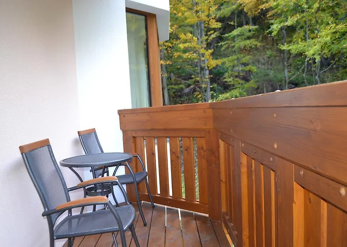 Romantika Rose11 Apartment Tale