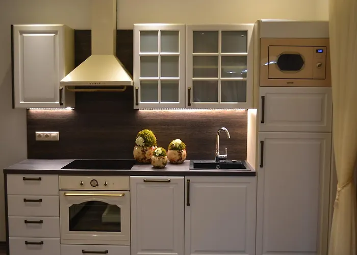 Romantika Rose11 Apartment Tale